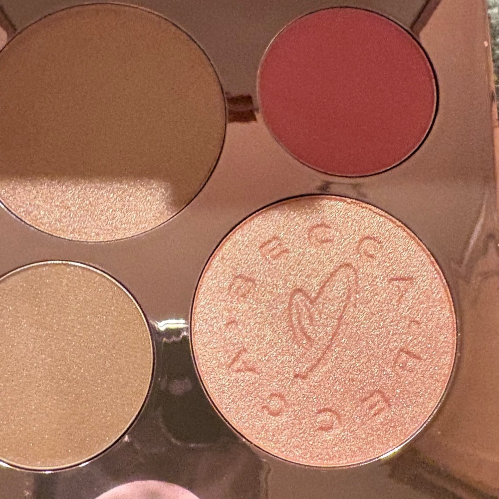 BECCA Peach and Gold Makeup Palette - Picture 2 of 4